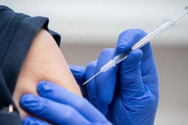 تزریق ۹۲ درصدی واکسن کرونا در ایلام