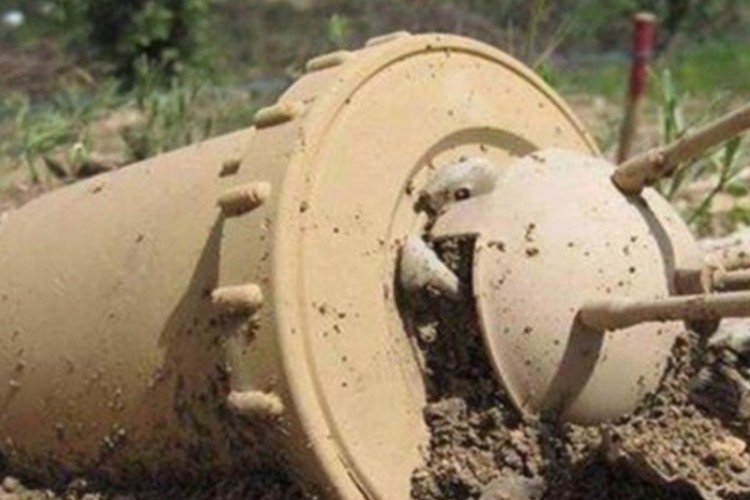 مصدومیت 4 نفر در مهران بر اثر انفجار مین