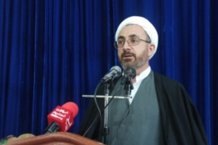 قرارگاه فرهنگی نماز جمعه در برابر تهاجم و شبیخون فرهنگی غرب ایستاده است