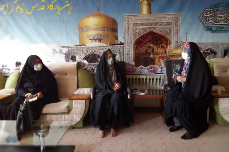 انجام مشاوره های تحصیلی و ازدواج  در دفتر آستان قدس رضوی ایلام