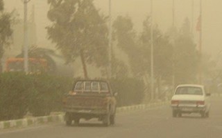 ریزگرد‌ها مناطق مختلف استان ایلام را در برگرفت