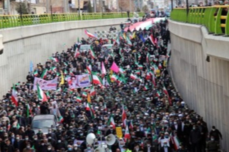 راهپیمایی پرشور ۲۲ بهمن در ایلام