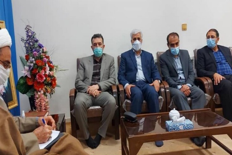 باید در حوزه‌های کاری وزارت کار به مردم ایلام توجه ویژه‌ای شود