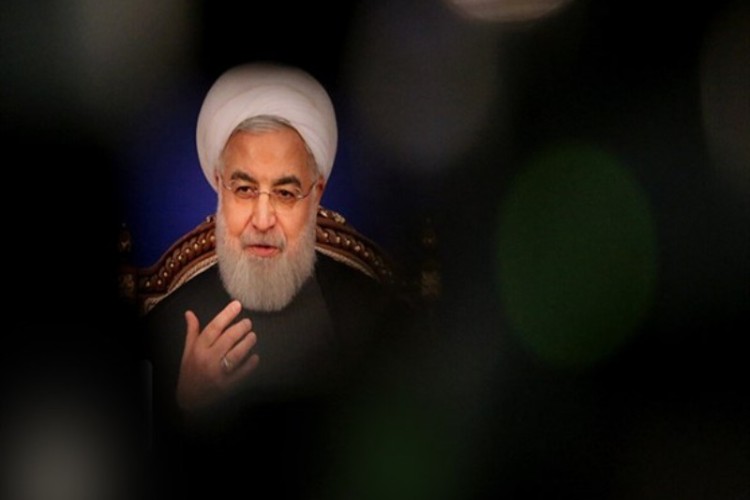 «زخم کاری» دولت روحانی به بورس/ آیا دولت قبل پاسخگوی زیان مردم است؟