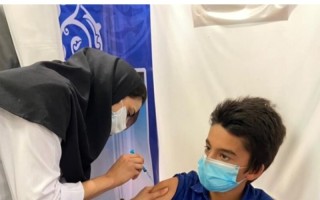 ۹۵ درصد دانش آموزان ۱۲ تا ۱۸ سال در ایلام واکسن زدند