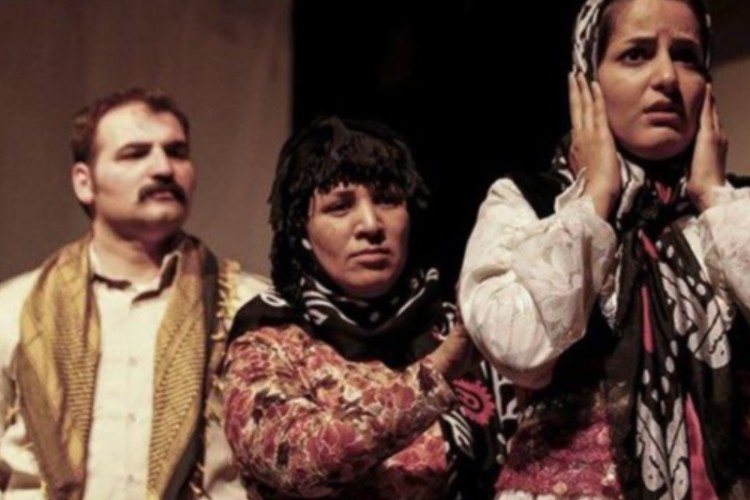 از ایلام تا لس‌آنجلس/ روایتی از اولین بانوی دانش آموخته‌ی تئاتر در ایلام