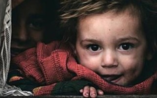 کودکان یتیم ایلامی در انتظار حامی هستند