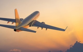 پرواز تهران - ایلام به دلیل شرایط نامساعد جوی در فرودگاه کرمانشاه به زمین نشست مدیر