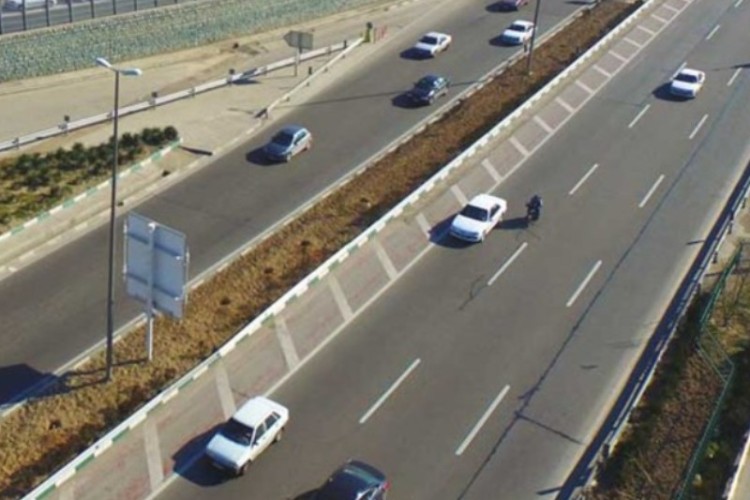 بزرگراه ایلام- مهران تا اربعین امسال تکمیل می شود