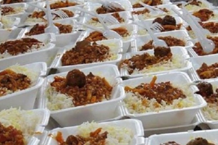 پخت و توزیع 30 هزار پرس غذای گرم به مناسبت عید غدیر در ایلام