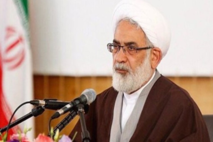 دادستان‌ها ساعت کاری ندارند/مشکلات کارخانجات ایلام باید حل شود