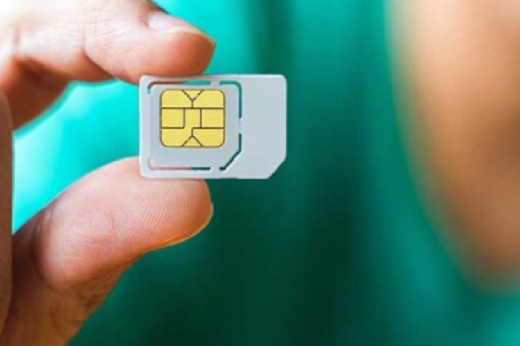 ارائه سیم‌کارت های رایگان به زائران اربعین