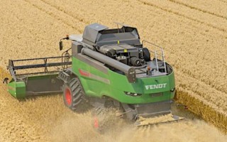 ۴۸ کمباین و دروگر در اراضی کشاورزی ایلام