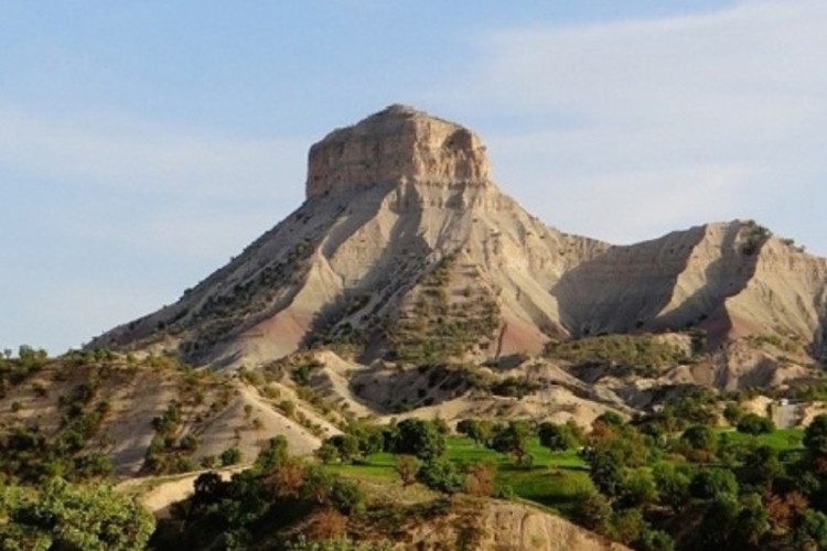 ‍ ایلام پُر از دَرد است