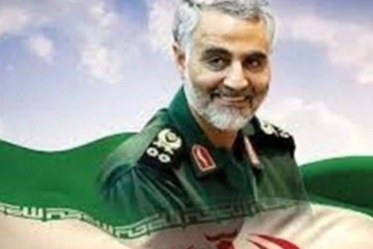 شب شعر "طلوع سرخ" به یاد شهید سلیمانی در ایلام برگزار می شود + پوستر